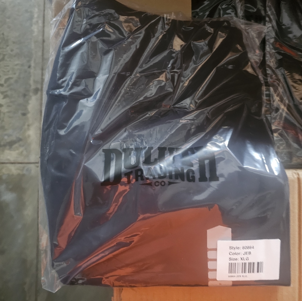 Duluth Trading Co Black And Green Leggings